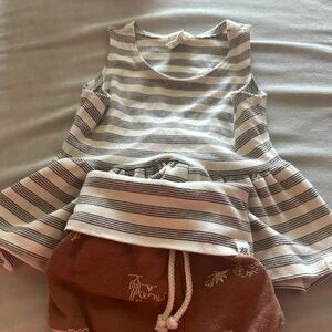 Lulu and Roo matching outfit